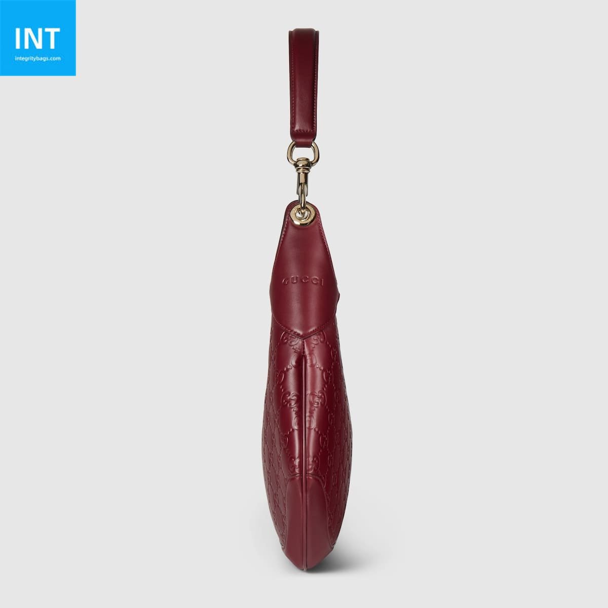 Gvc*1 B medium shoulder bag