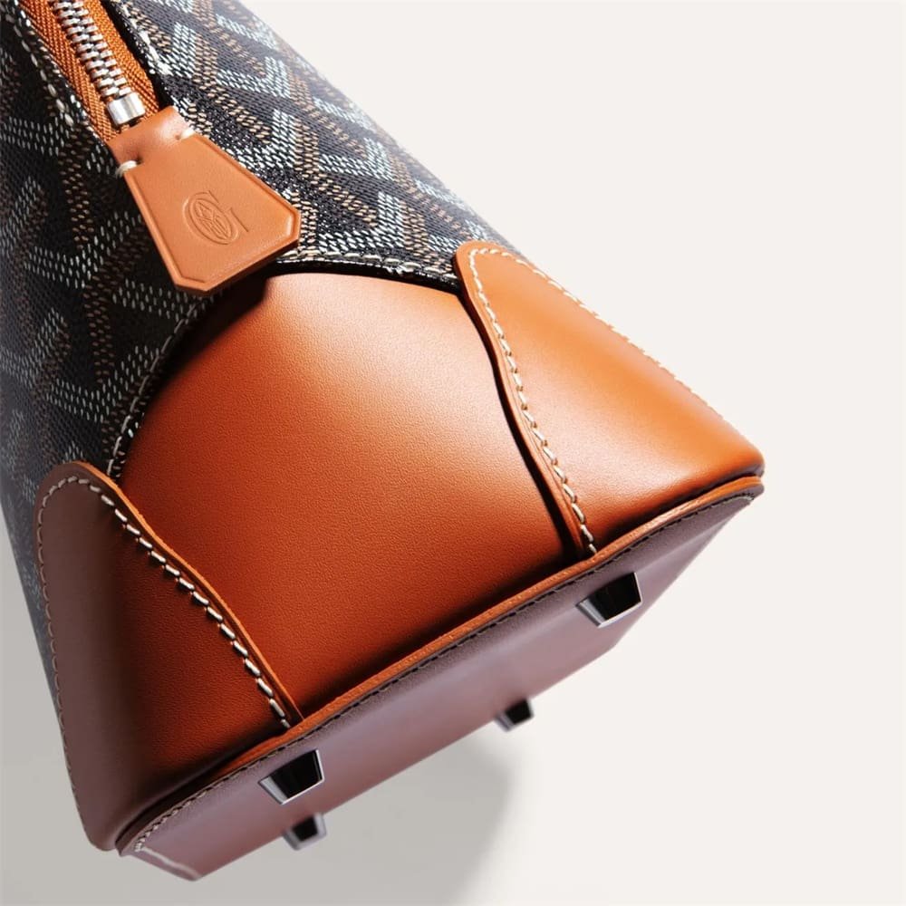 G09ard Vendôme PM Bag