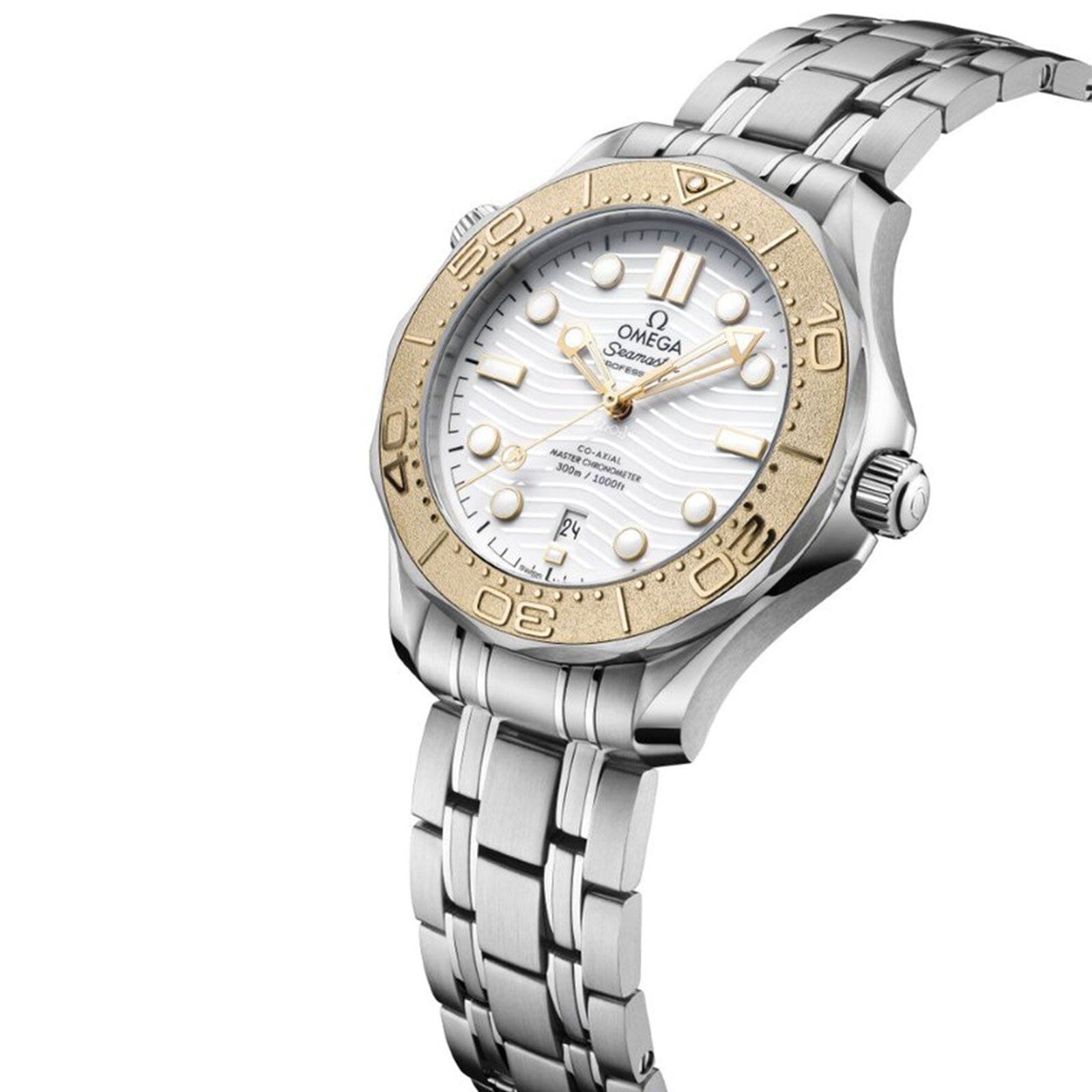 0me*ga Seamaster Diver 300M Paris 2024