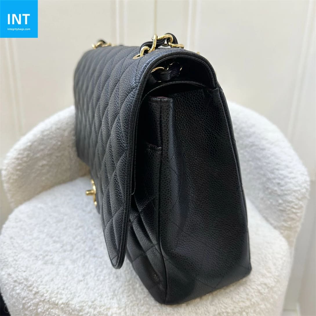 Ch**el Classic Maxi Handbag GRAINED CALFSKIN & GOLD METAL