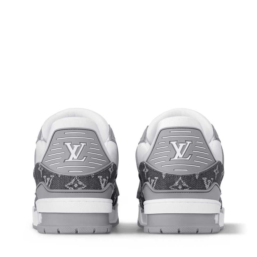 L0vis Vvtt0n 1ADF5A LV Trainer Sneaker