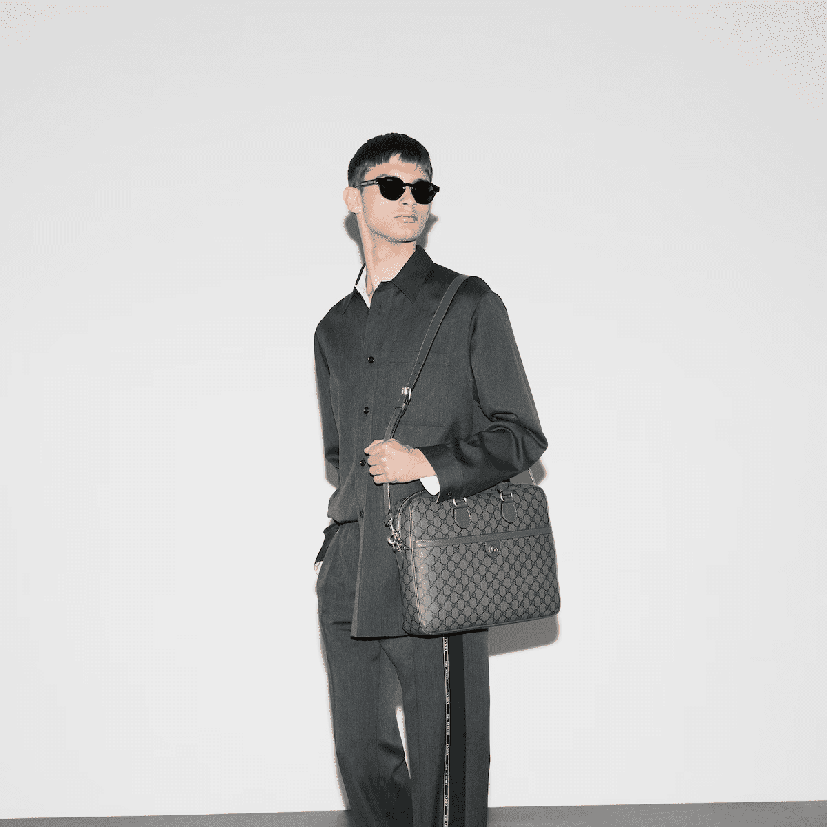 Gvc*1 OPHIDIA MEDIUM BRIEFCASE