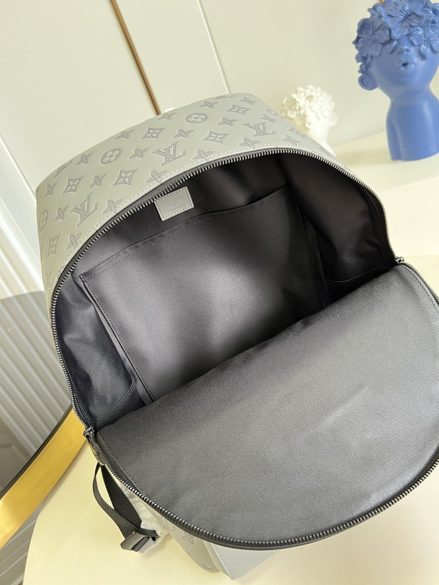 L0vis Vvtt0n M46105 RACER Backpack