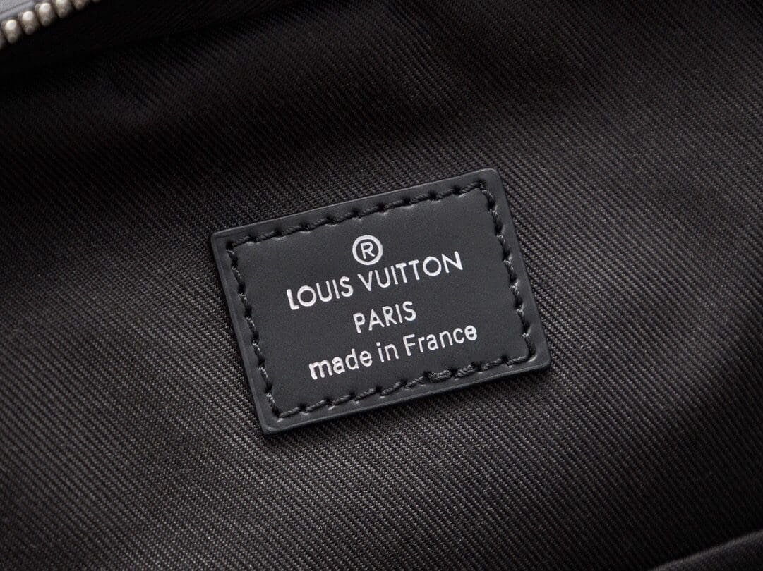 L0vis Vvtt0n M46327 Avenue Slingbag NM