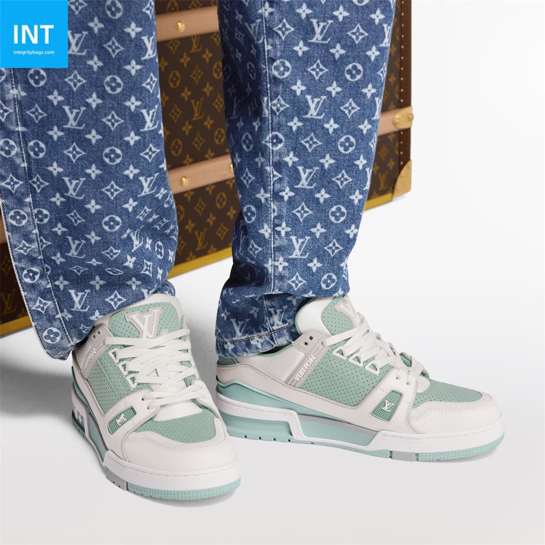 L0vis Vvtt0n 1AHWRJ LV Trainer Sneaker