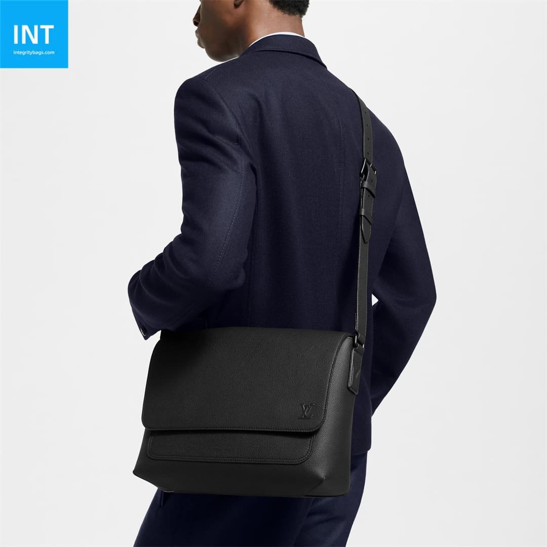 L0vis Vvtt0n M15268 Speed Messenger