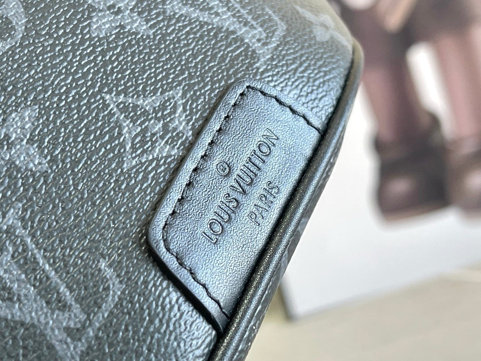 L0vis Vvtt0n M46035 Discovery Bumbag PM