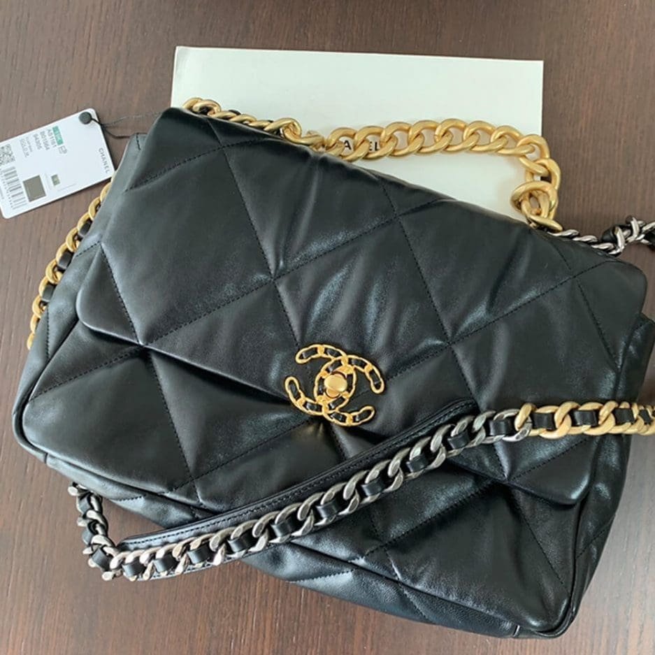 Ch**el 19 Large Handbag AS1161 (top quality)