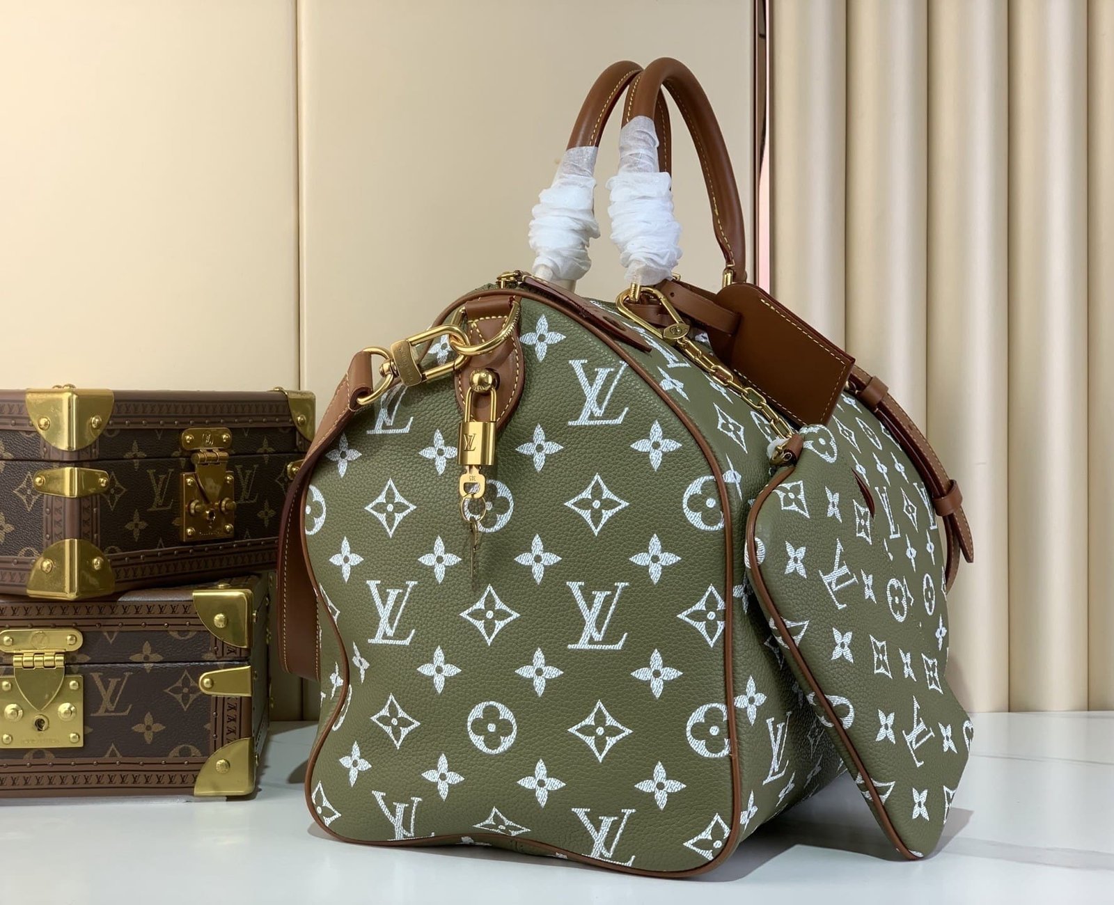 L0vis Vvtt0n M15244 Speedy P9 Bandoulière 40