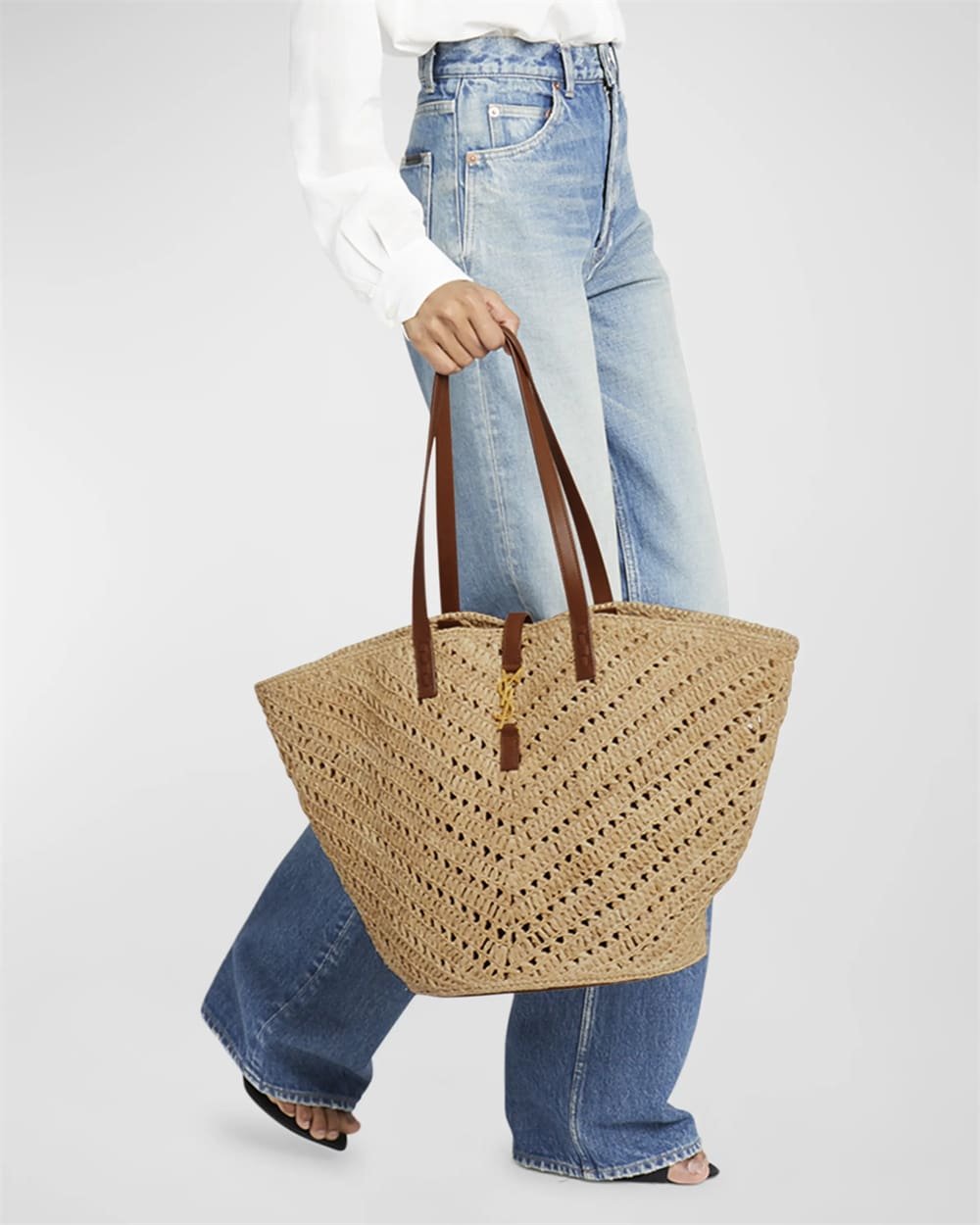Sa1nt Lau*nt Panier Medium Y51 Tote Bag in Raffia