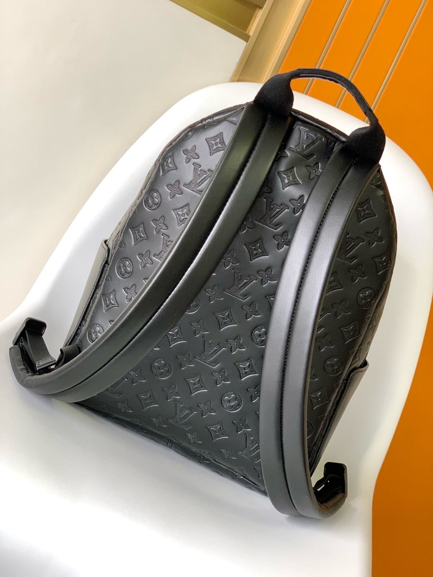 L0vis Vvtt0n M46553 Discovery Backpack