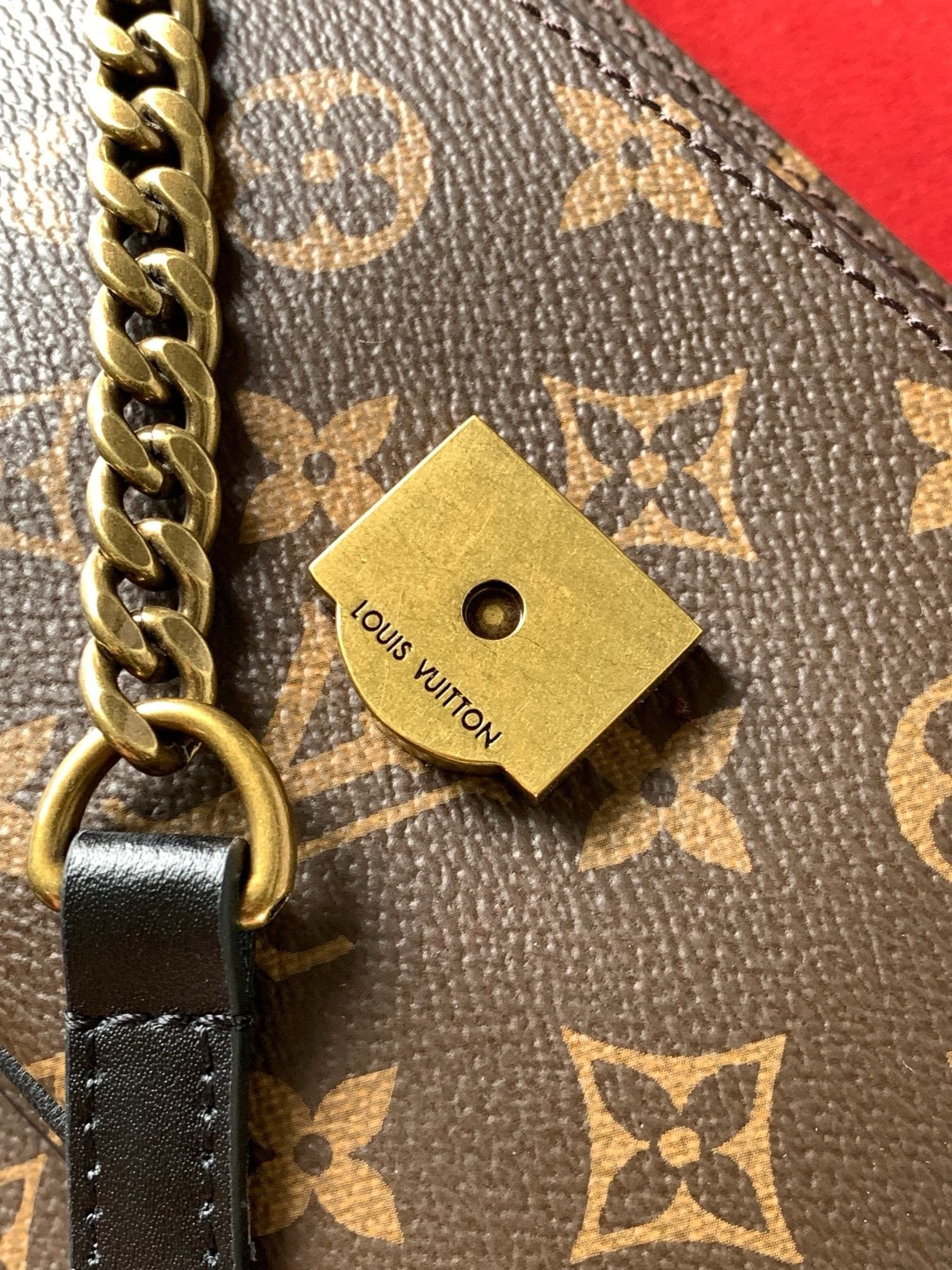 L0vis Vvtt0n M45592 Passy Bag