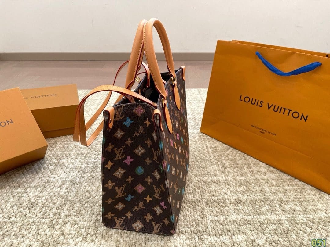 L0vis Vvtt0n Jungle hot mom bag OnTheGo