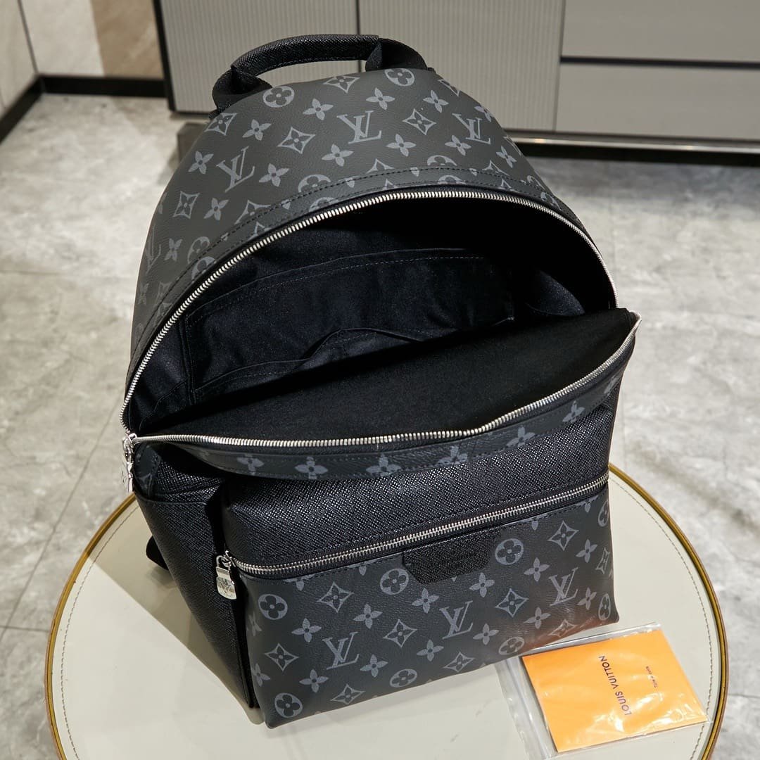 L0vis Vvtt0n M31033 Discovery Backpack