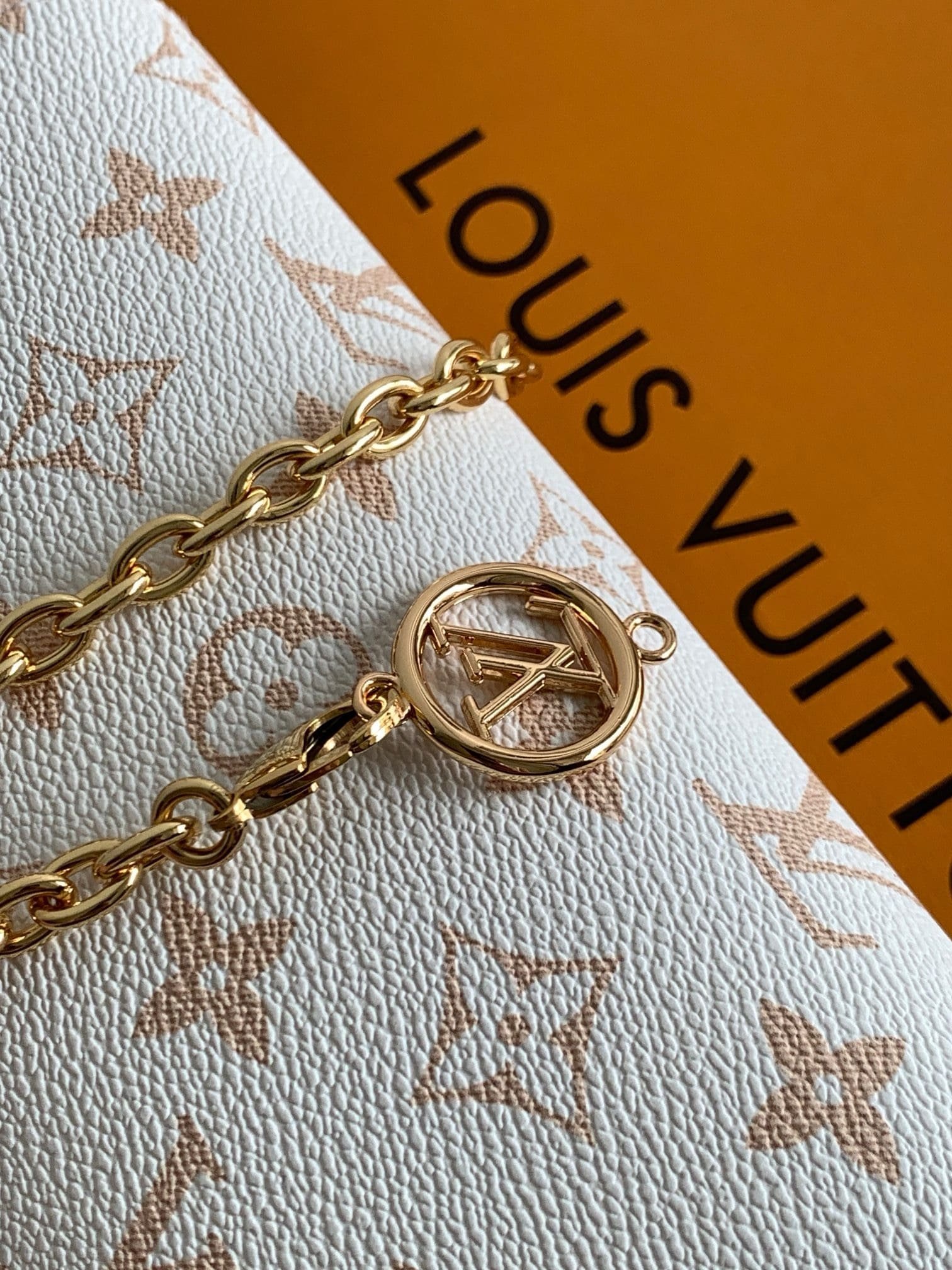 L0vis Vvtt0n M26583 Pochette Camille