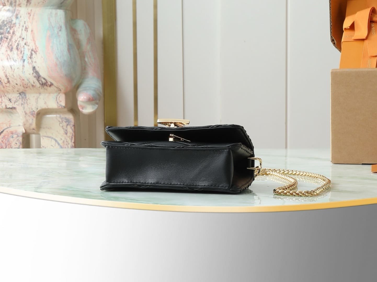 L0vis Vvtt0n M13139 Wallet On Chain GO-14