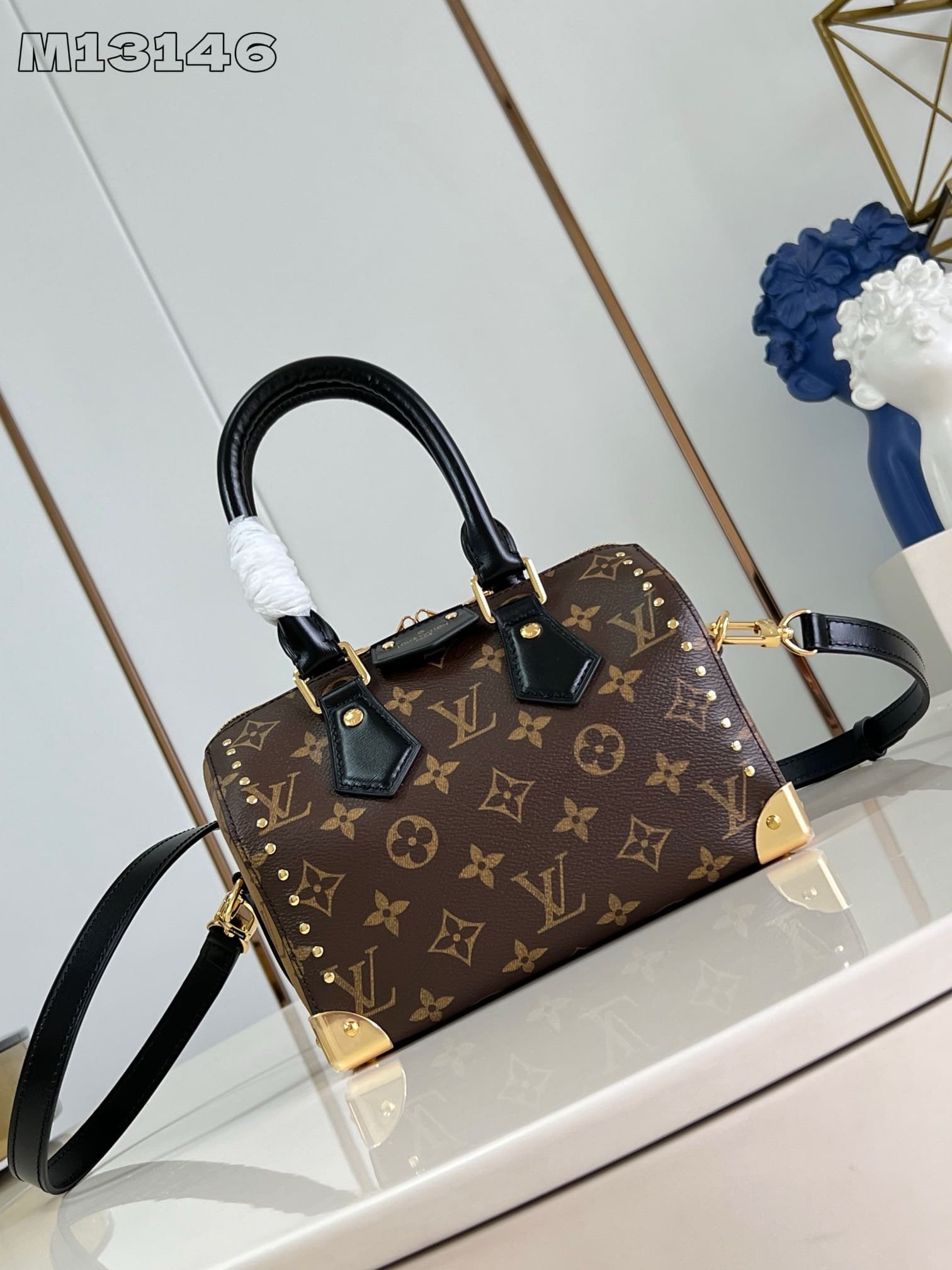 L0vis Vvtt0n M13146 SPEEDY TRUNK 20 BAG