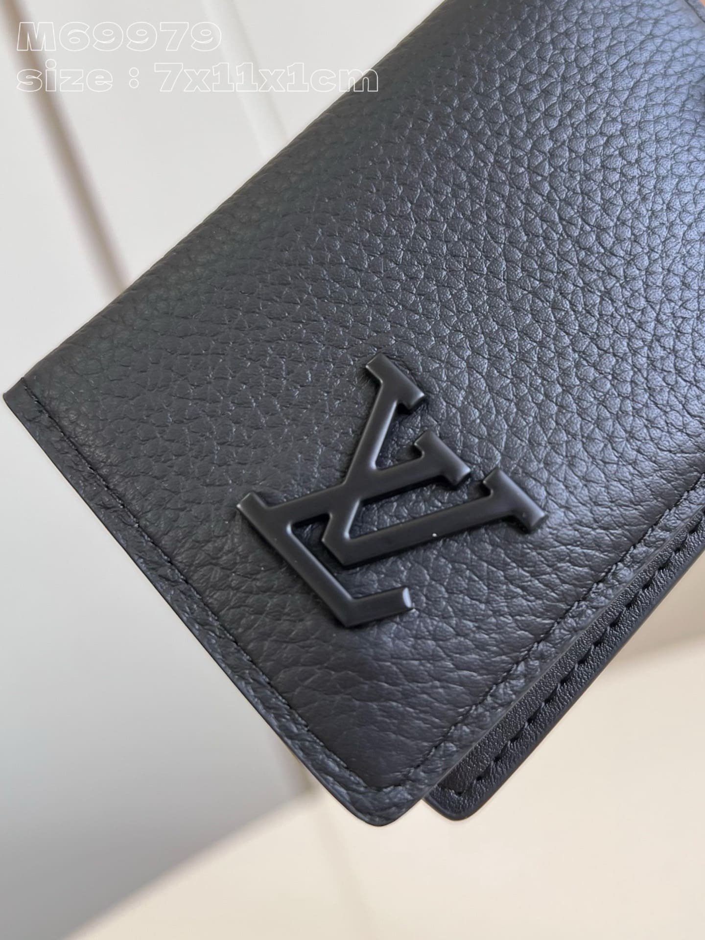 L0vis Vvtt0n M69979 Pocket Organizer