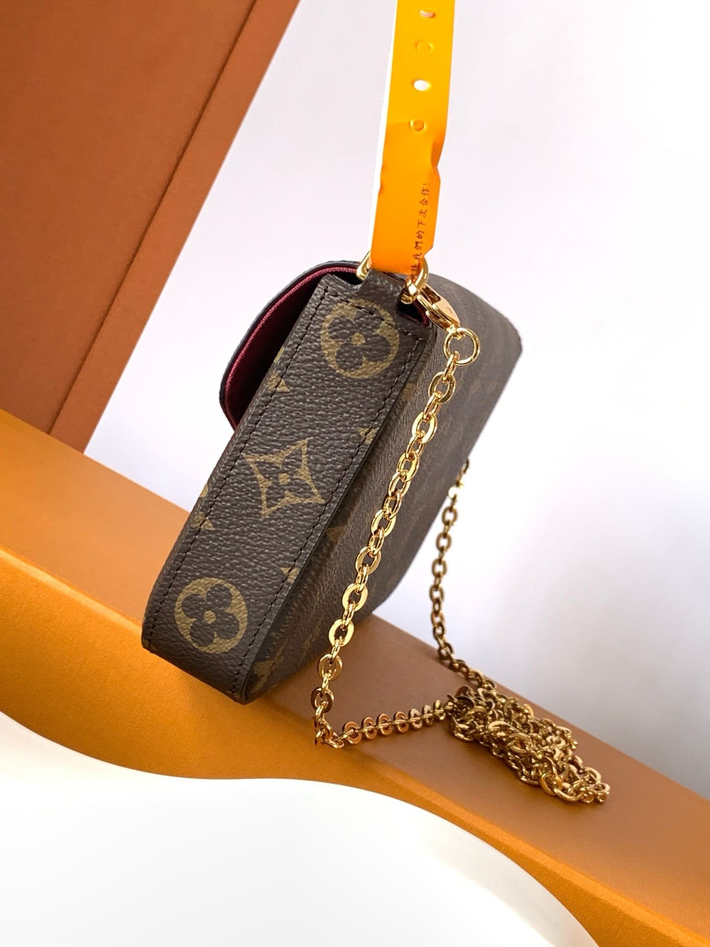 L0vis Vvtt0n Félicie Pochette M81896