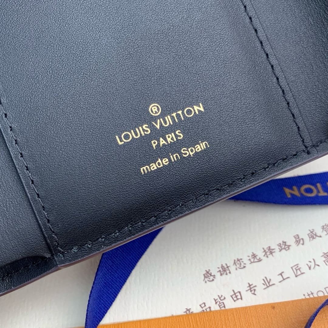 L0vis Vvtt0n M68725 Dauphine Compact Wallet