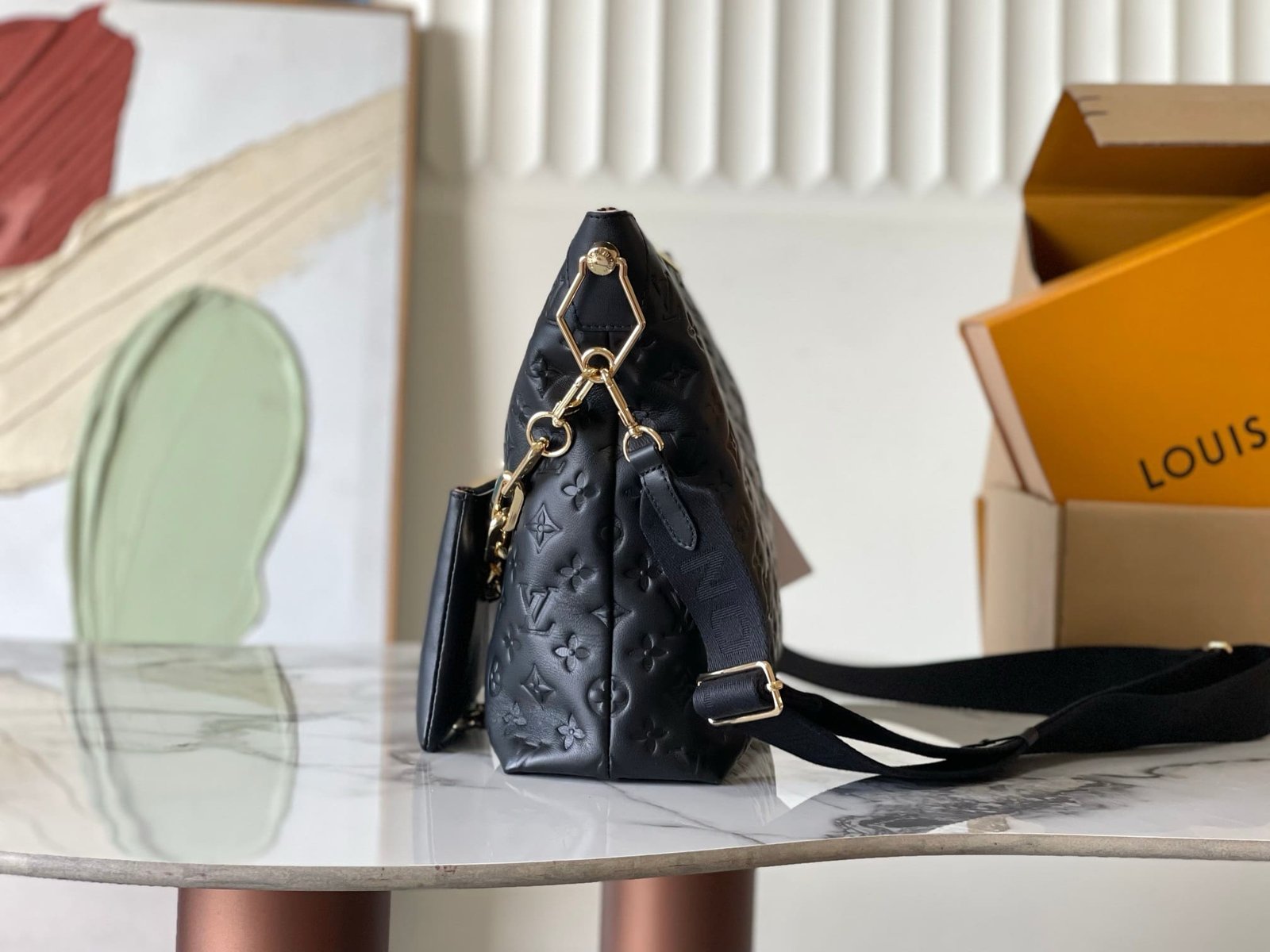 L0vis Vvtt0n M12068 Coussin Hobo MM