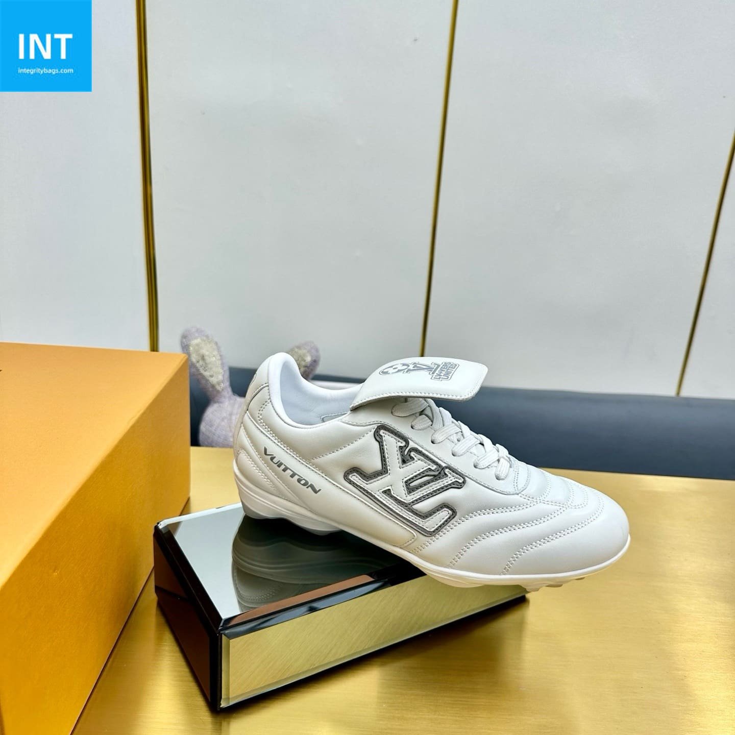 L0vis Vvtt0n Shoes | Mastercraft Quality