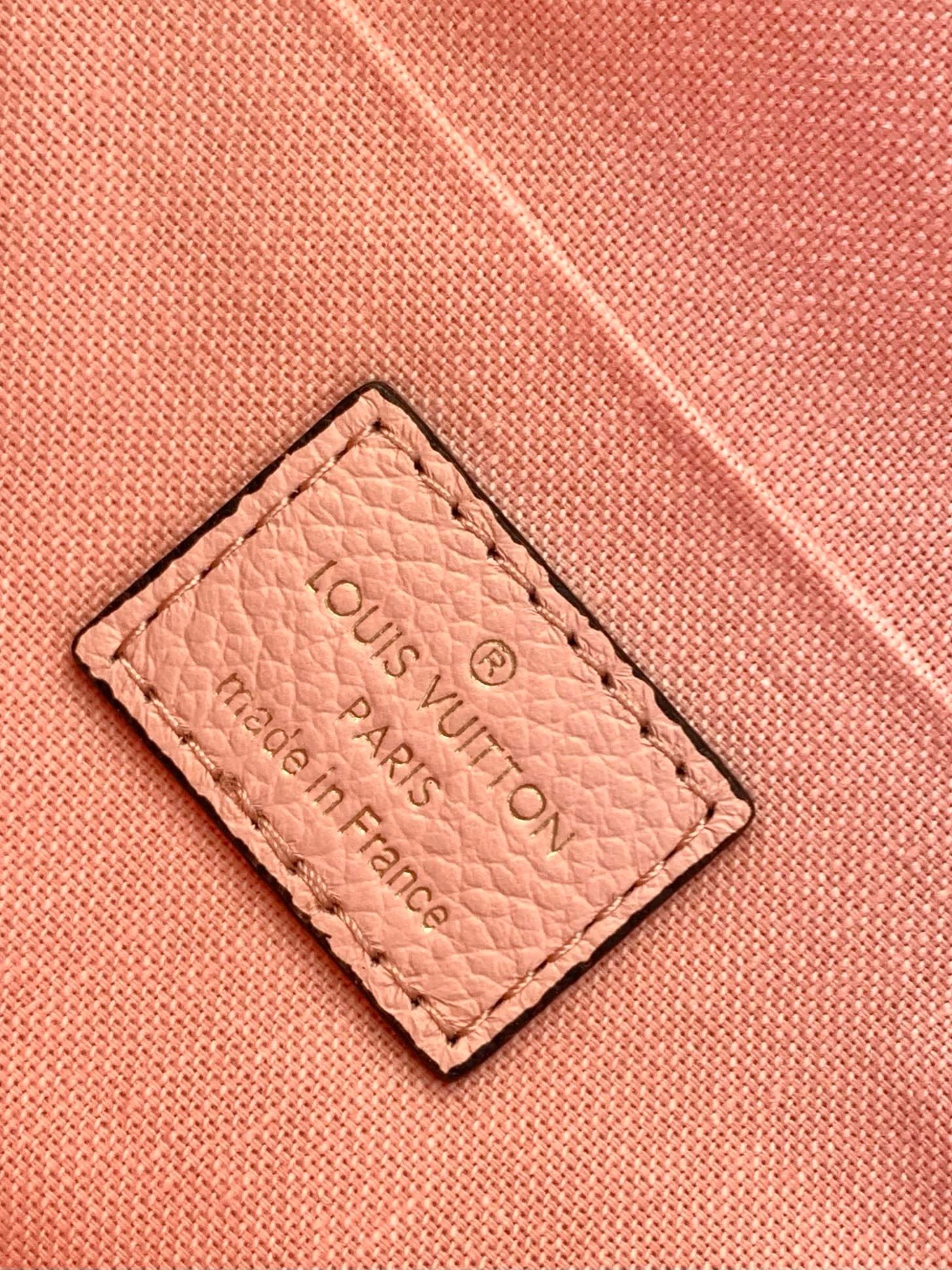 L0vis Vvtt0n M82608 Félicie Pochette