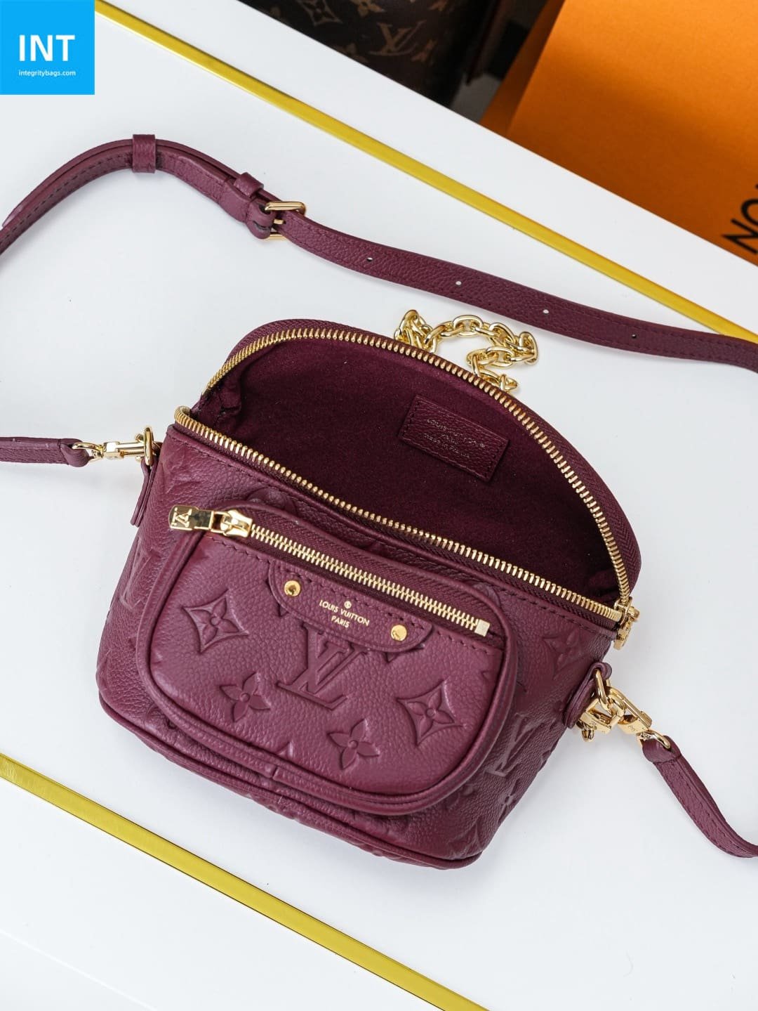 L0vis Vvtt0n M25905 Mini Bumbag