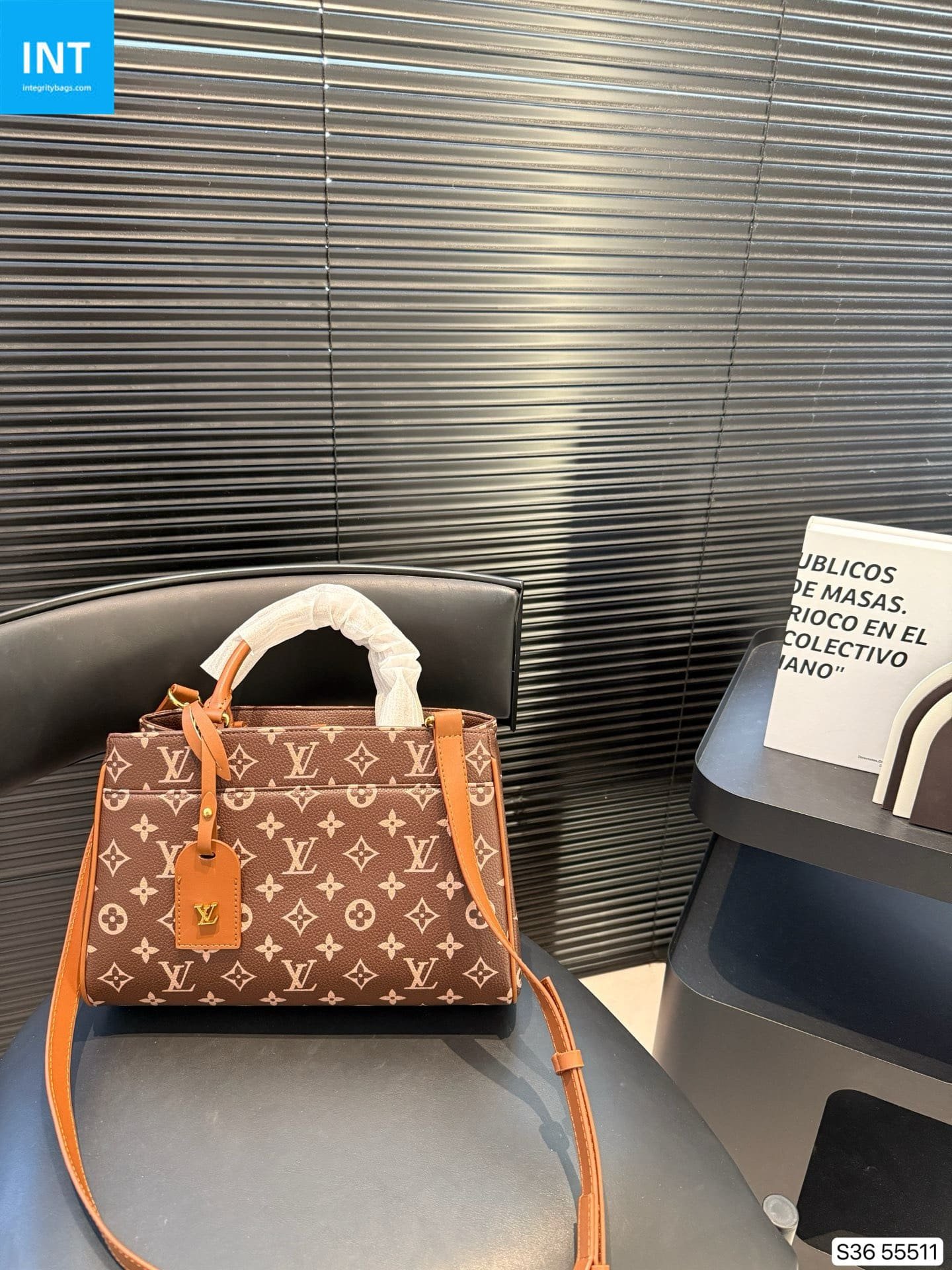 L0vis Vvtt0n Sully PM leather handbag