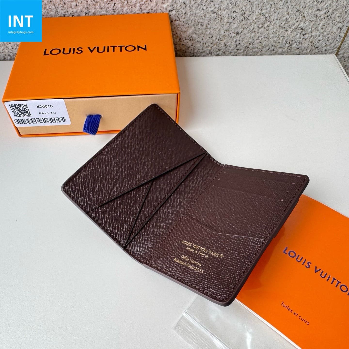 L0vis Vvtt0n M26010 Pocket Organizer