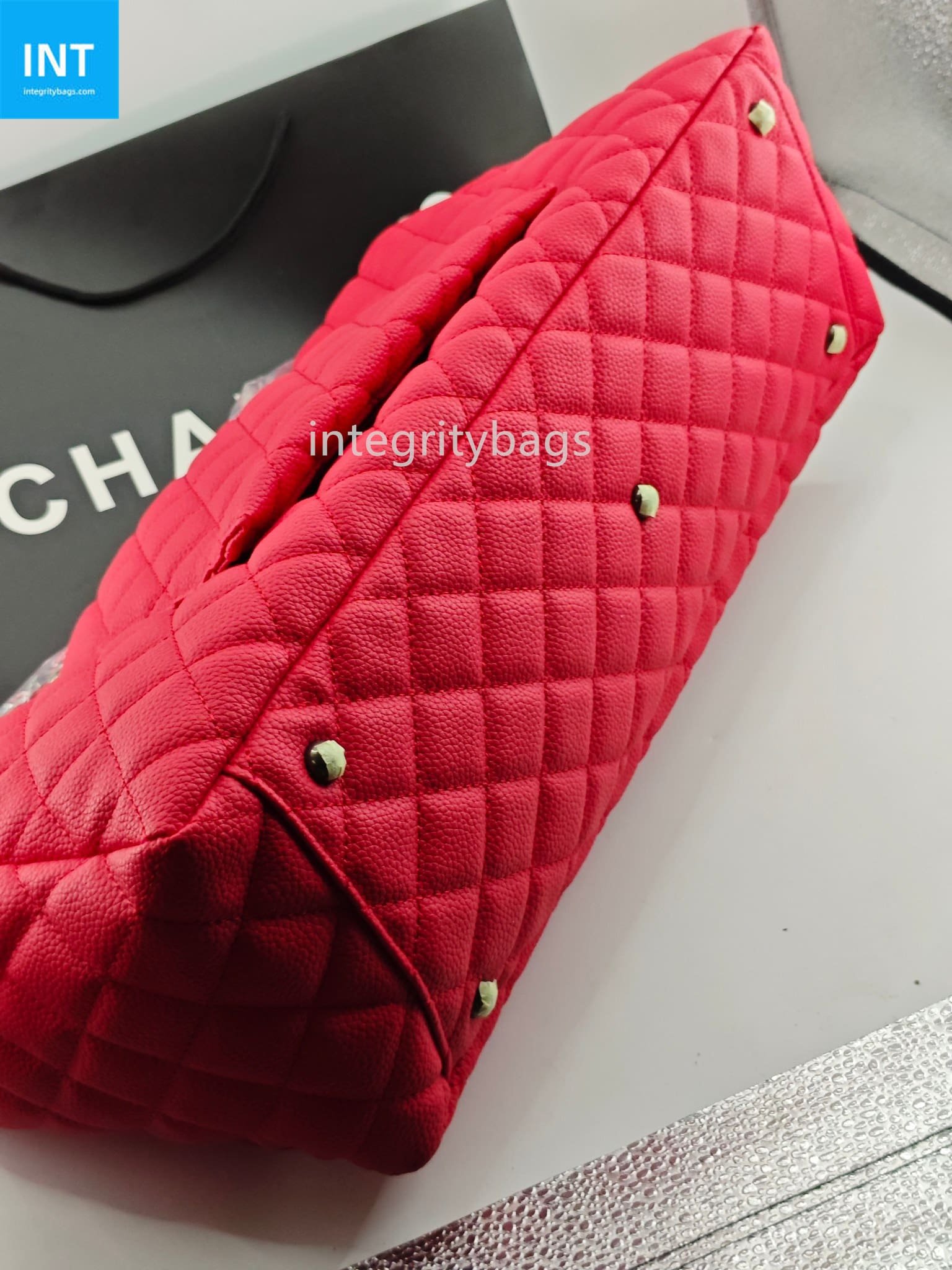 Ch**el bag