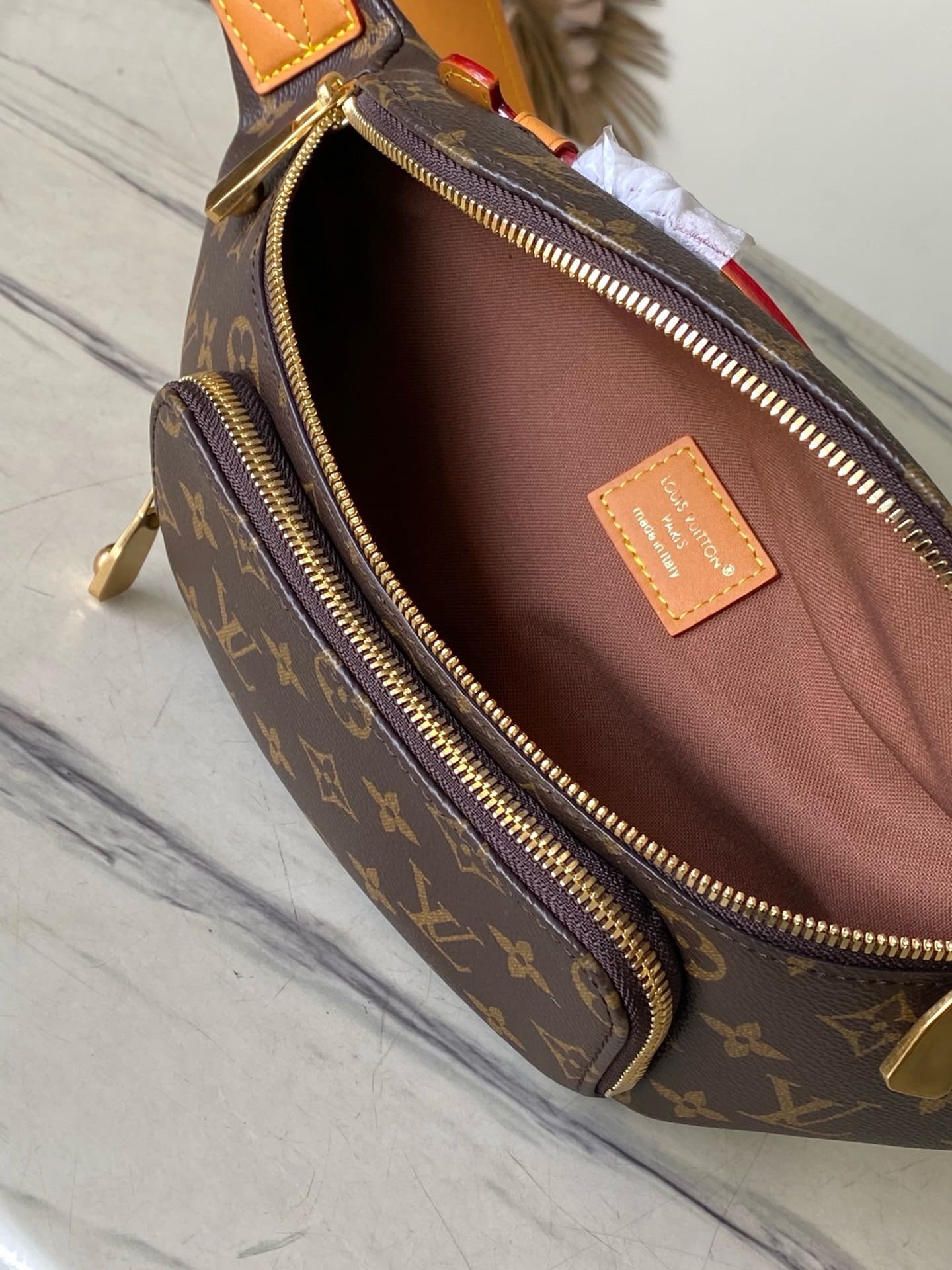 L0vis Vvtt0n M14019 Rush Bumbag