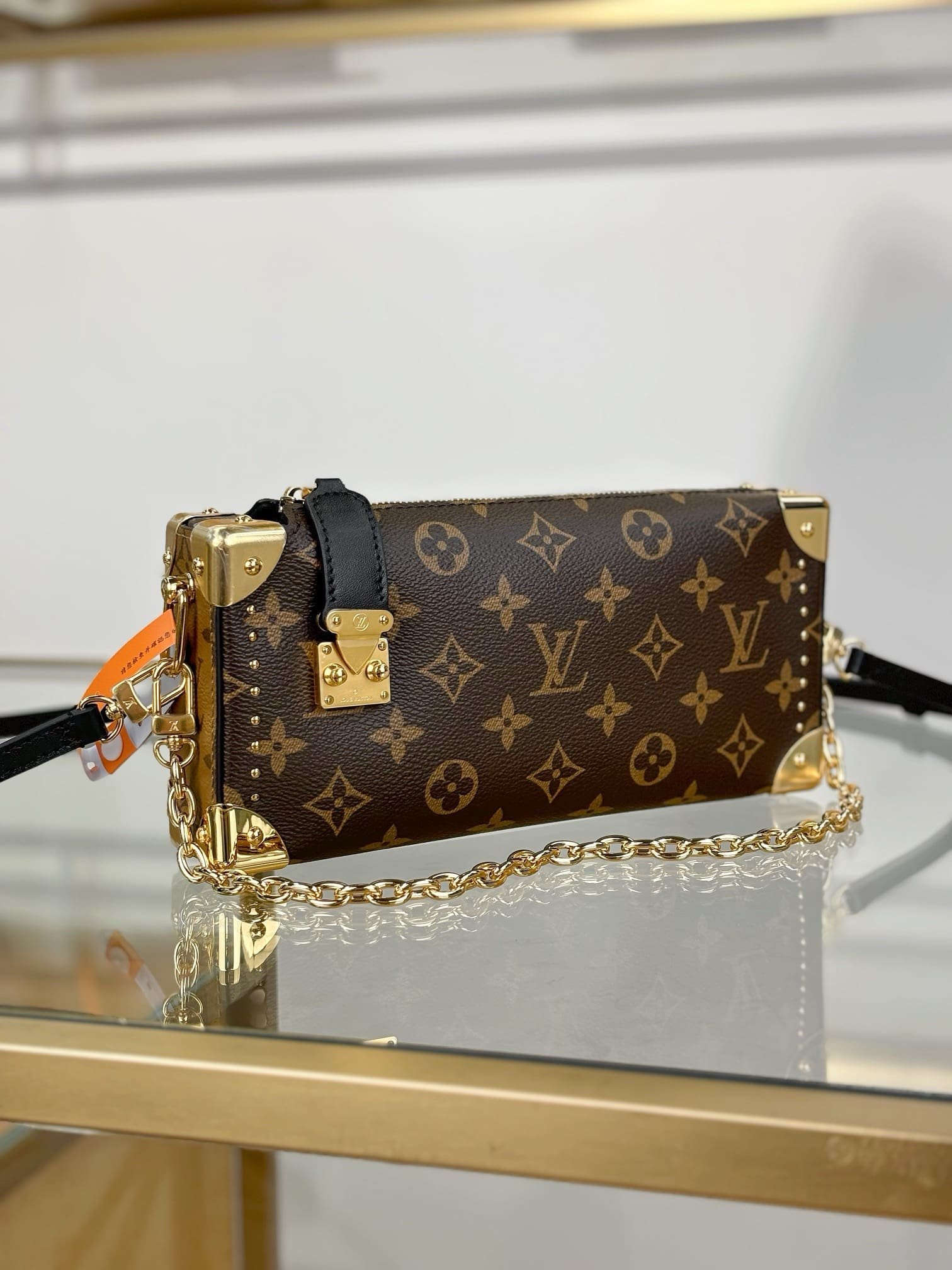 L0vis Vvtt0n M13147 SLIM TRUNK BAG