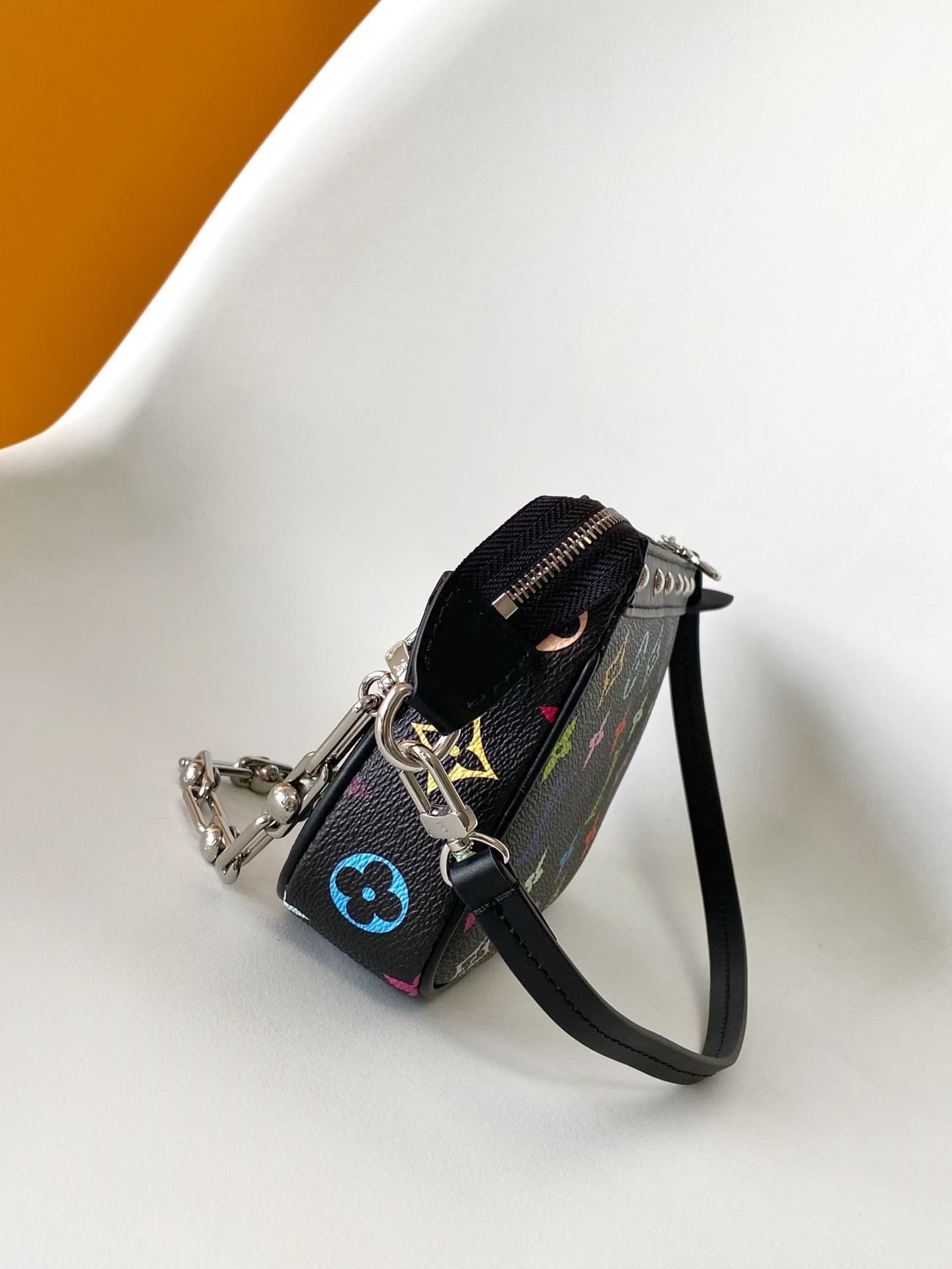 L0vis Vvtt0n M13663 LV x TM Pochette Accessoires