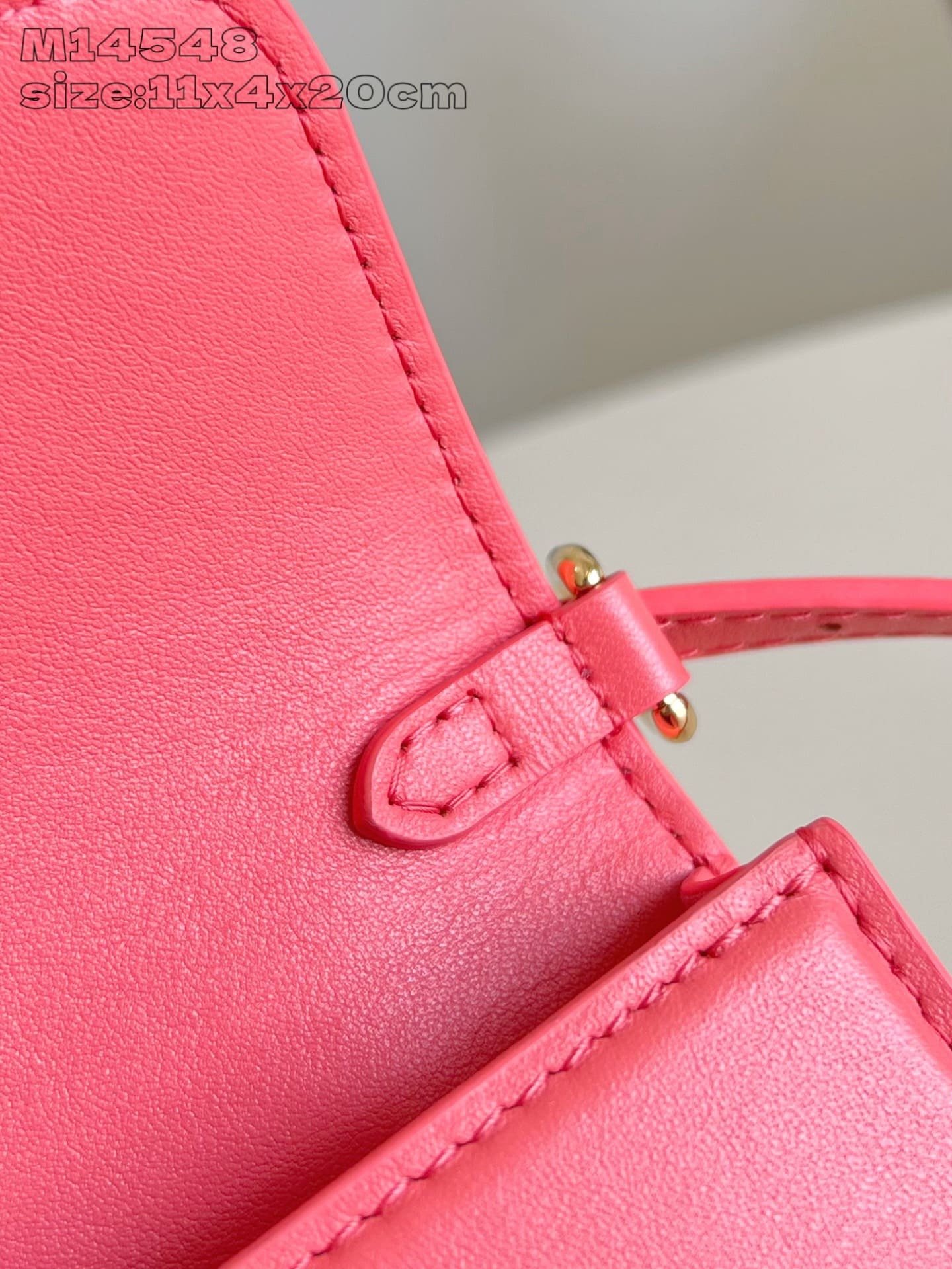 L0vis Vvtt0n M14548 Wallet On Chain LV Bloom