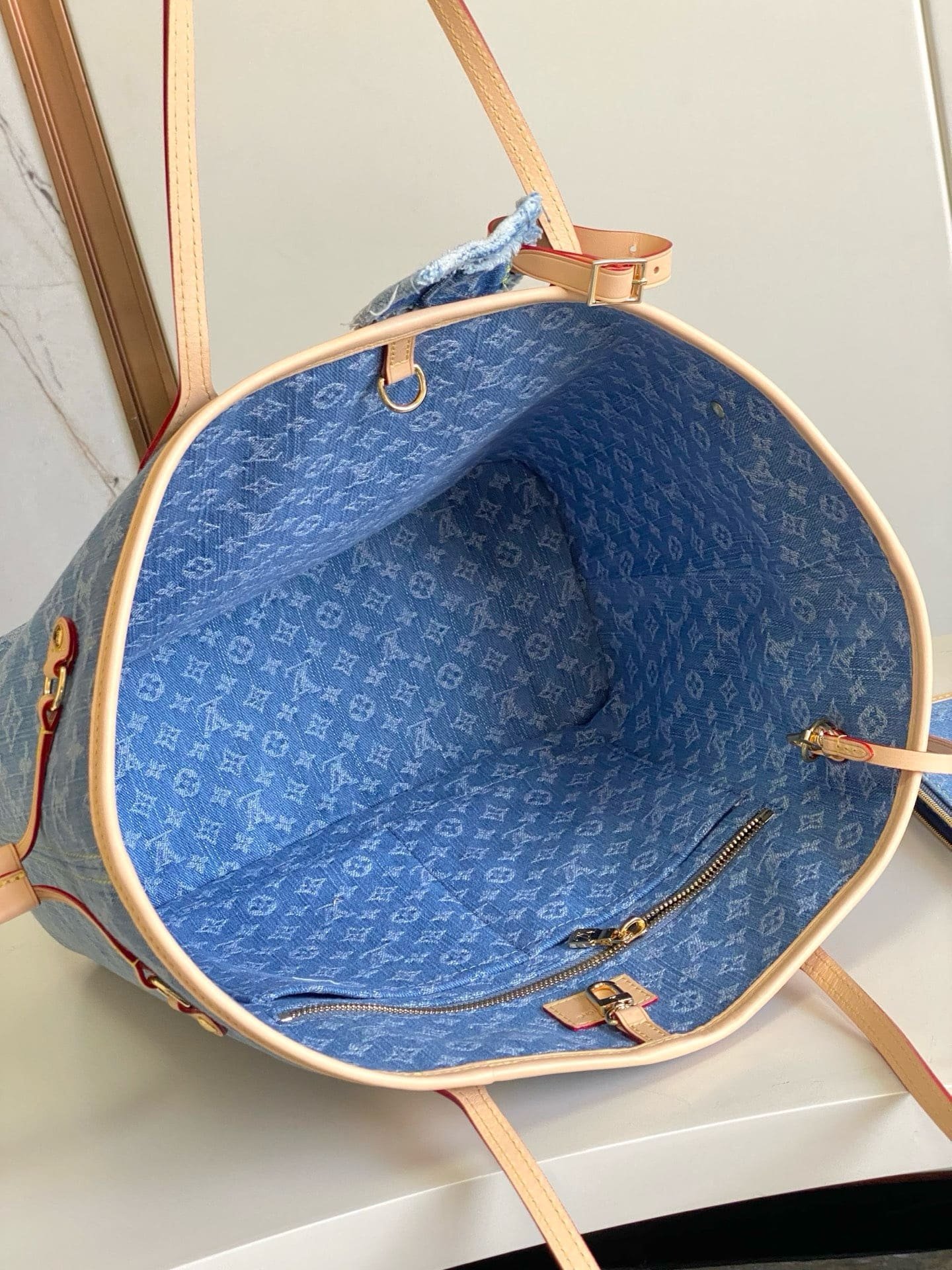 L0vis Vvtt0n M13192 Neverfull MM