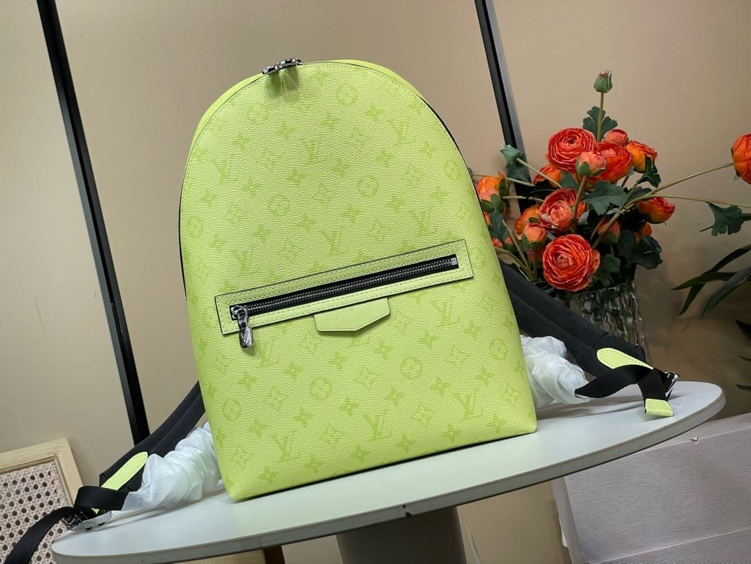 L0vis Vvtt0n M14076 Discovery Slim Backpack