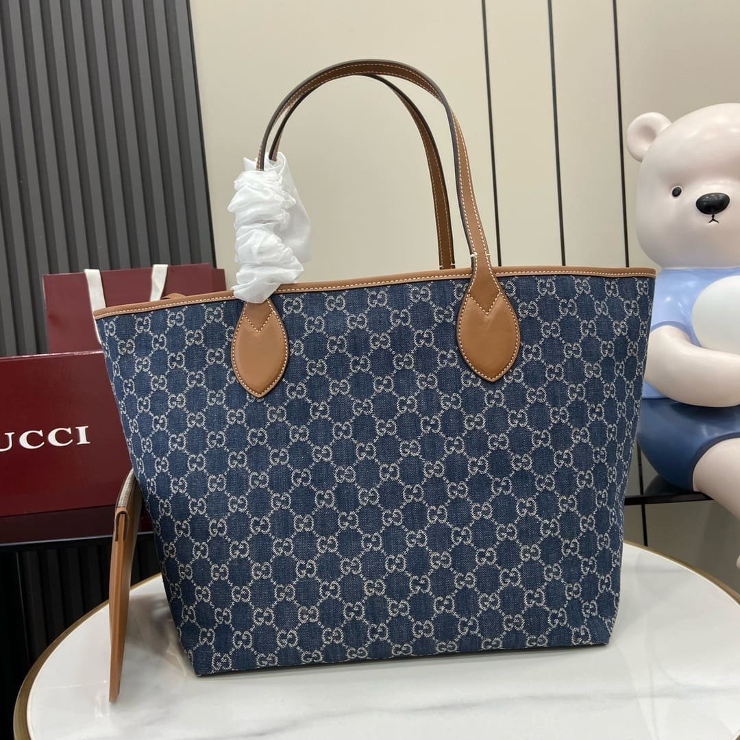 Gvc*1 TOTISSIMA LARGE TOTE BAG