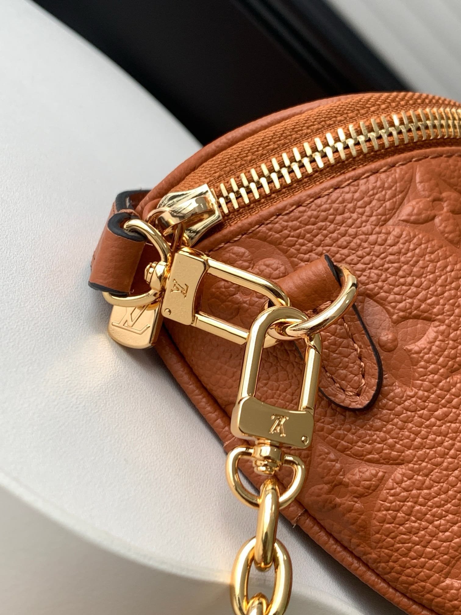 L0vis Vvtt0n M12753 Mini Bumbag