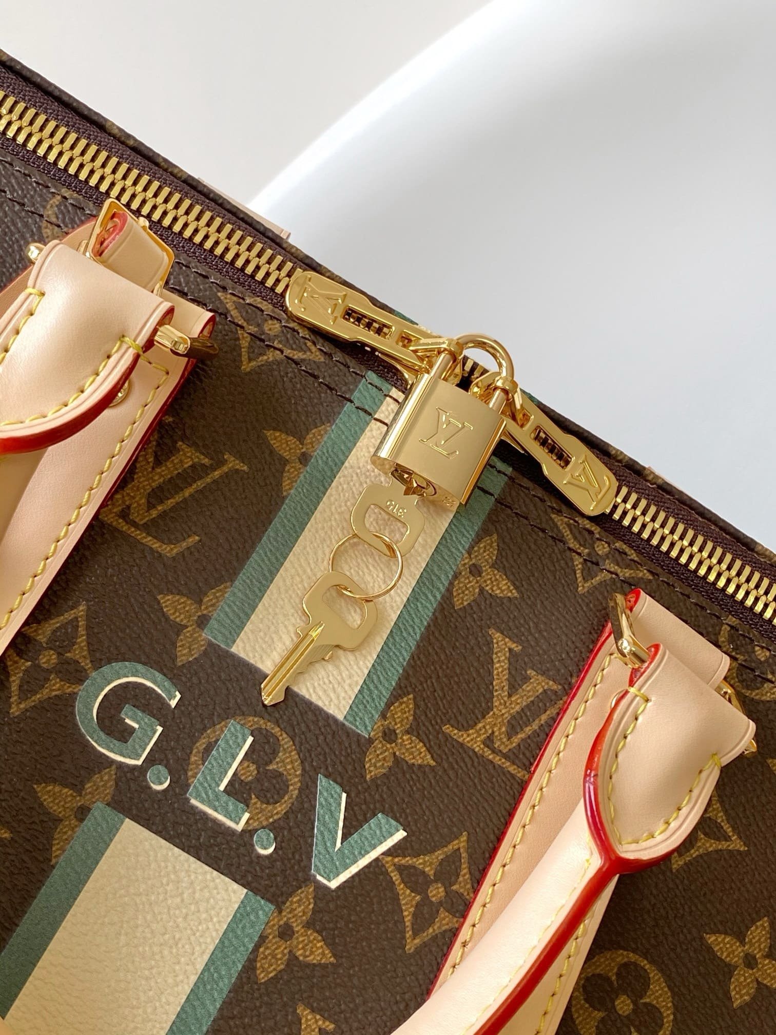 L0vis Vvtt0n P01944 Keepall Bandoulière 45 Mon Monogram