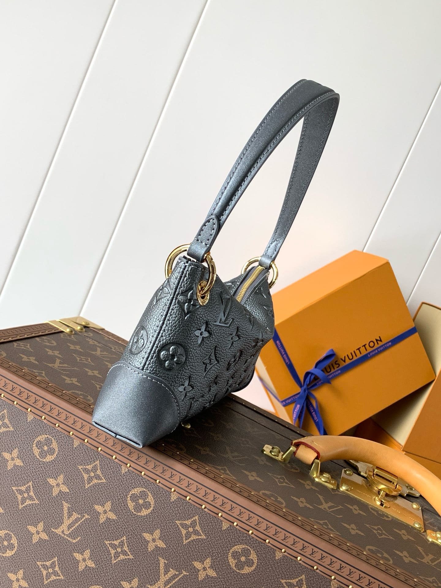 L0vis Vvtt0n M12174 Pochette Sèvres