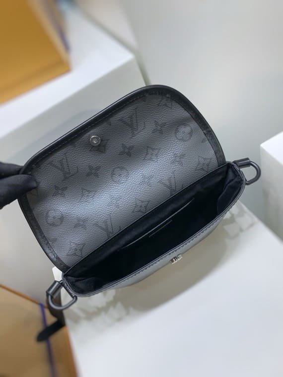 L0vis Vvtt0n M12806 Pulse Wearable Wallet