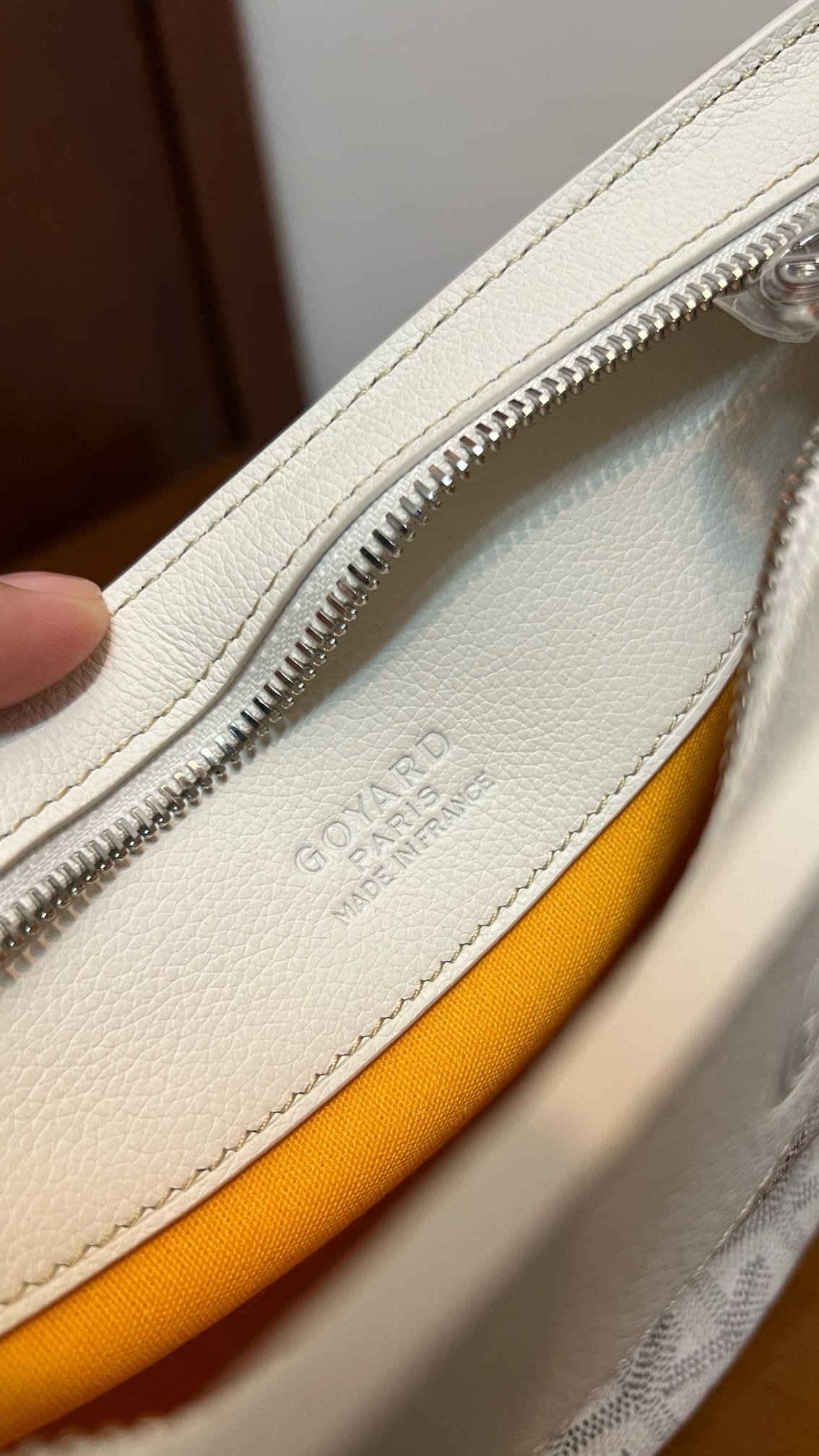 G09ard Hirondelle bag