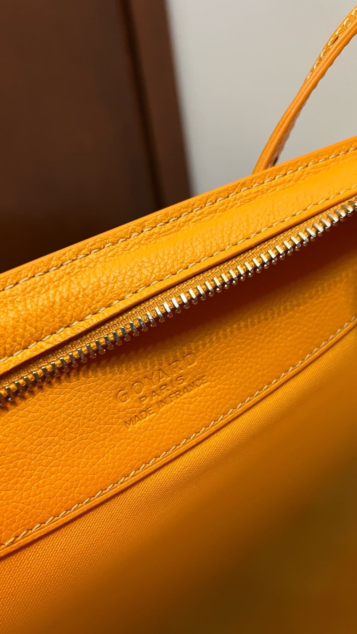 G09ard Hirondelle bag