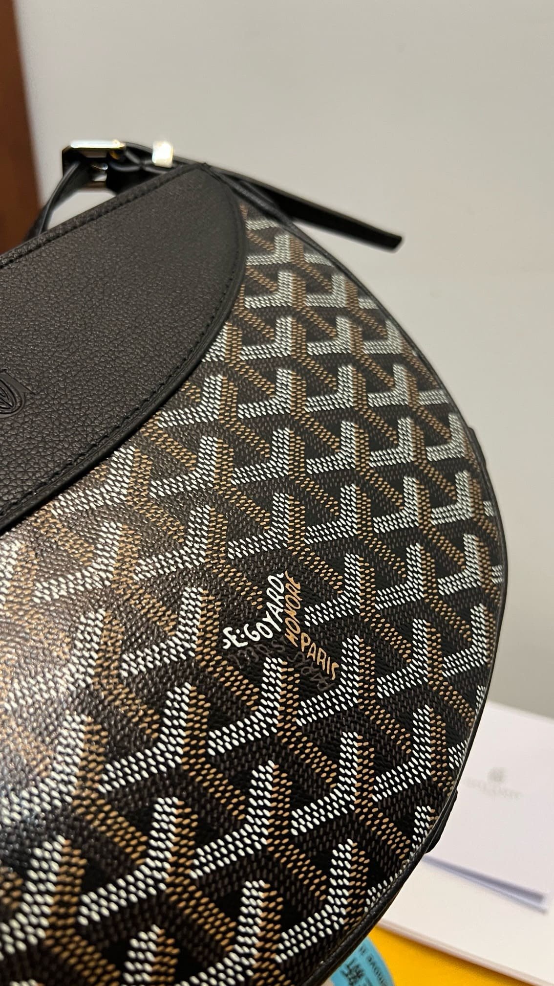 G09ard Hirondelle bag