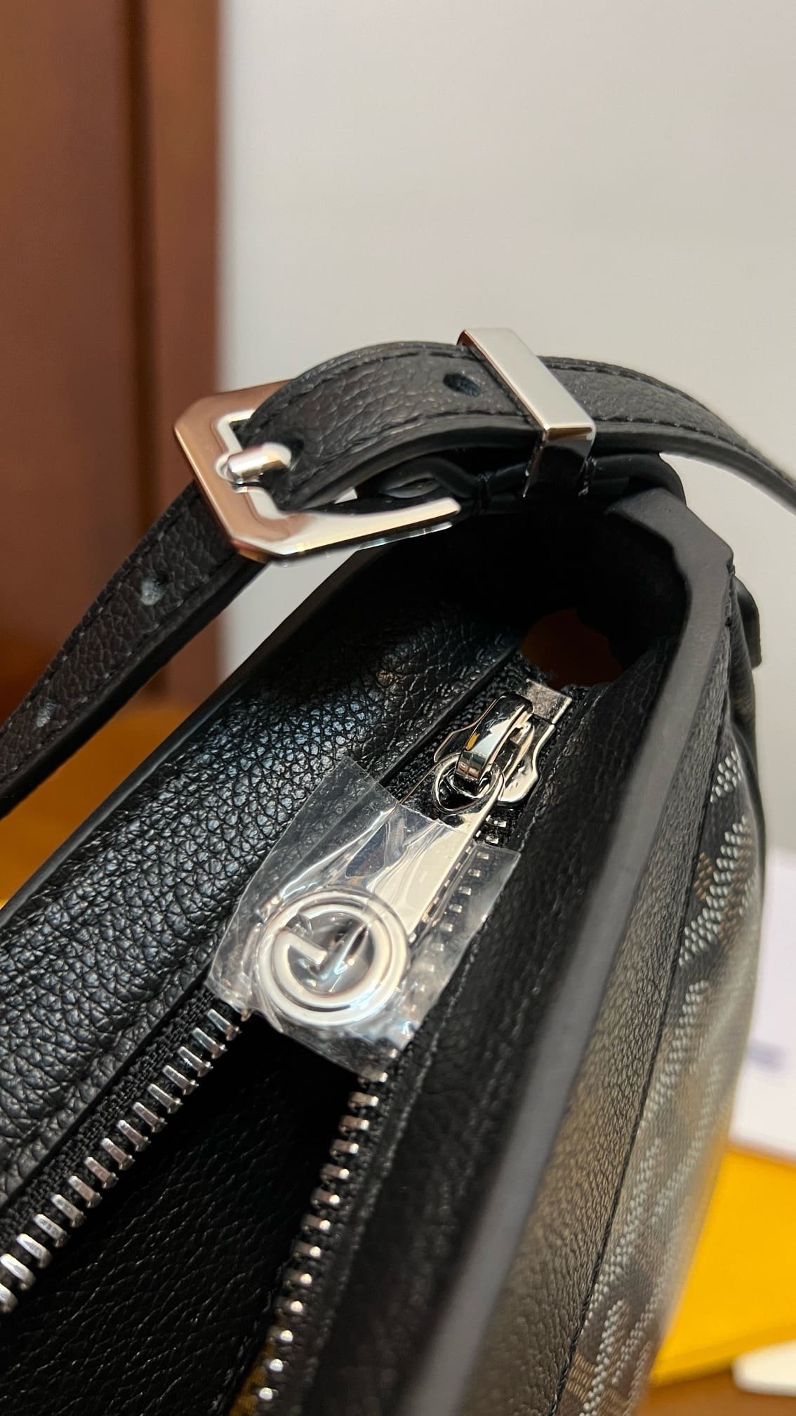 G09ard Hirondelle bag
