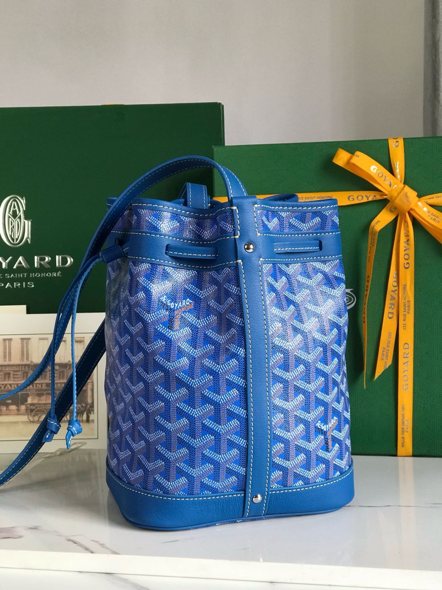 G09ard Petit Flot Bucket Bag