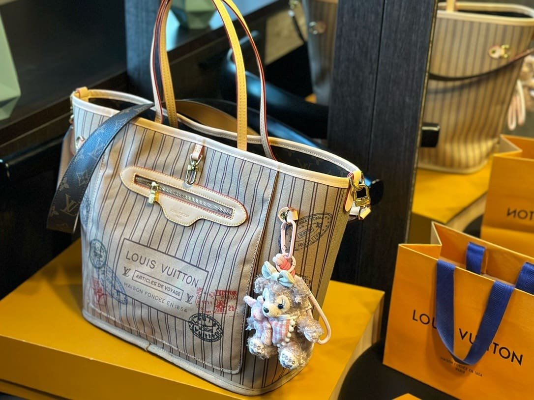 L0vis Vvtt0n M11948 Neverfull Bandoulière Inside Out GM