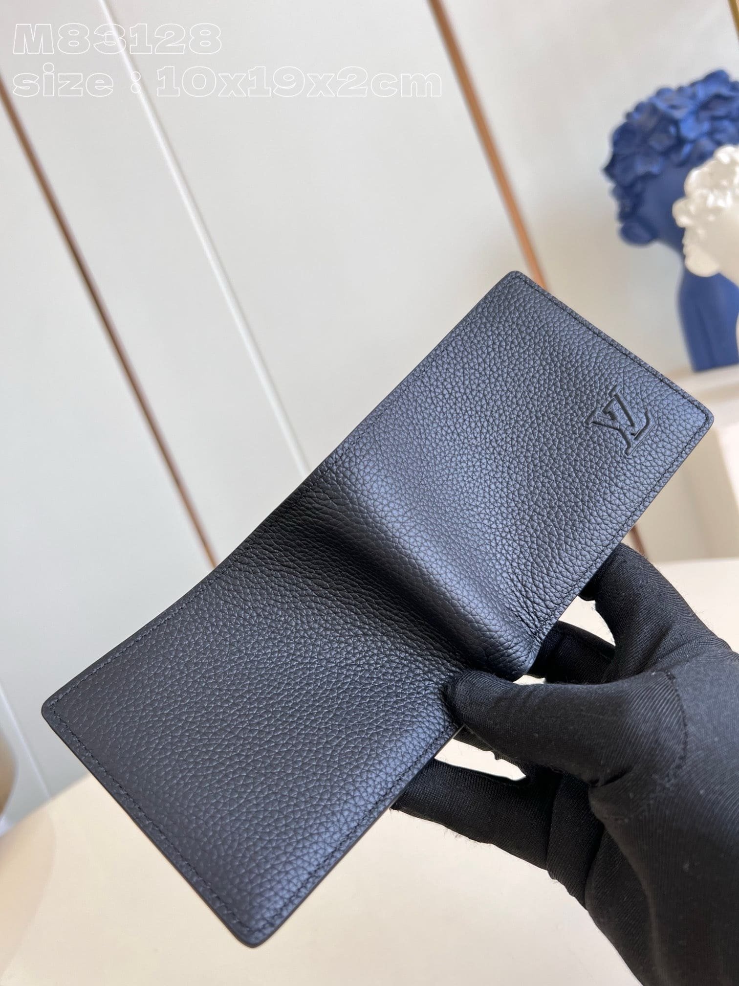L0vis Vvtt0n M83128 Slender Wallet