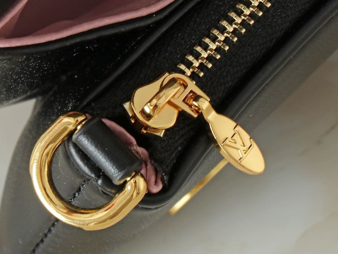 L0vis Vvtt0n M83359 Pochette Coussin